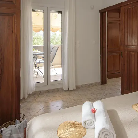 Marita House Sea View