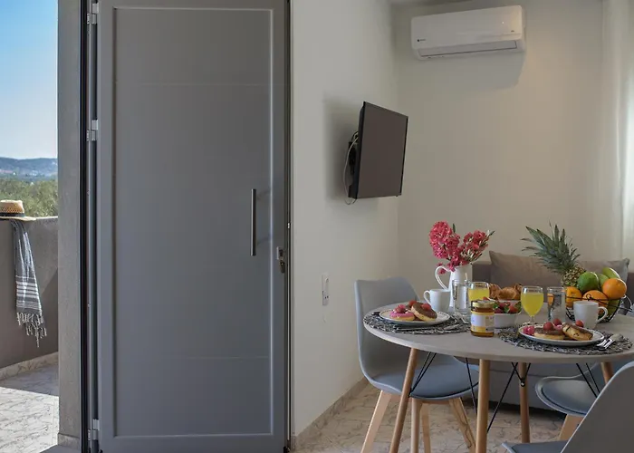 Marita House Sea View