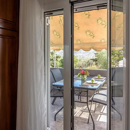 Marita House Sea View *