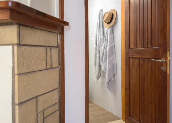 Marita House Sea View *